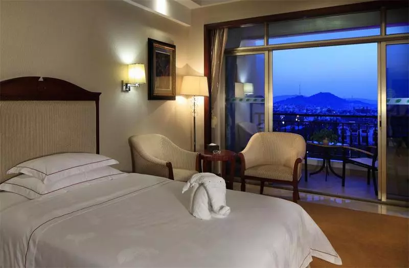 Fotos del hotel Guangzhou Phoenix City:  17