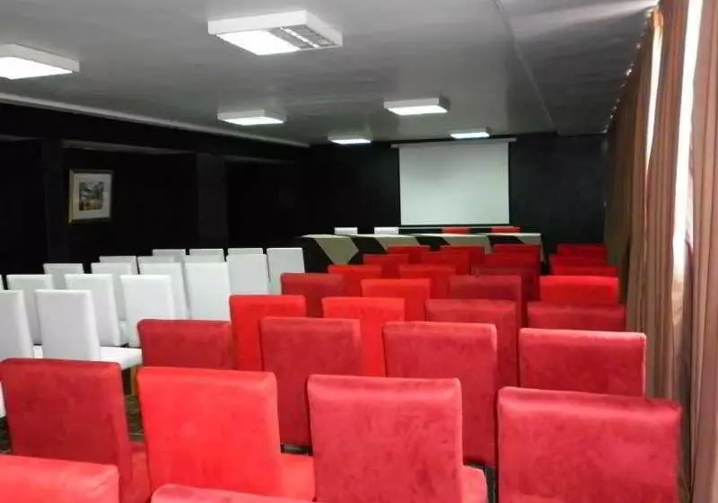 Fotos del hotel Oscar:  11