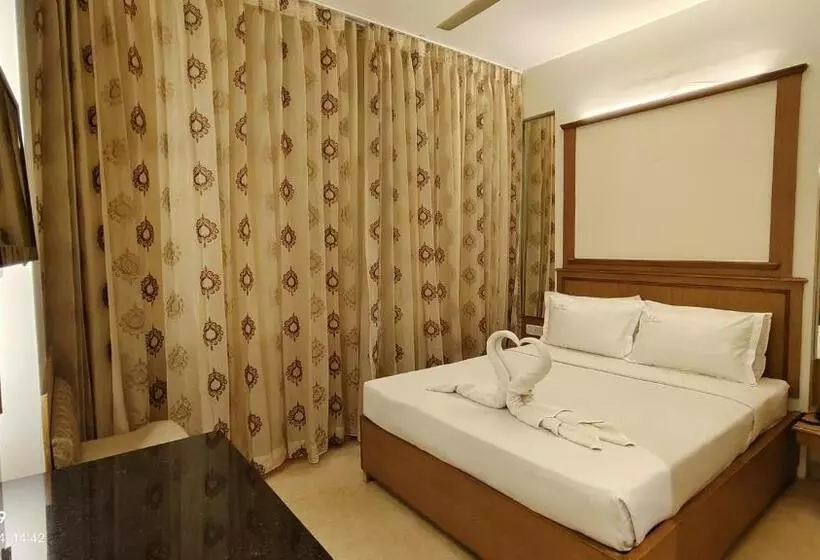 Fotos del hotel Roopa:  13