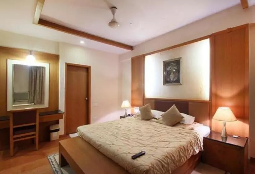 Fotos del hotel Roopa:  9