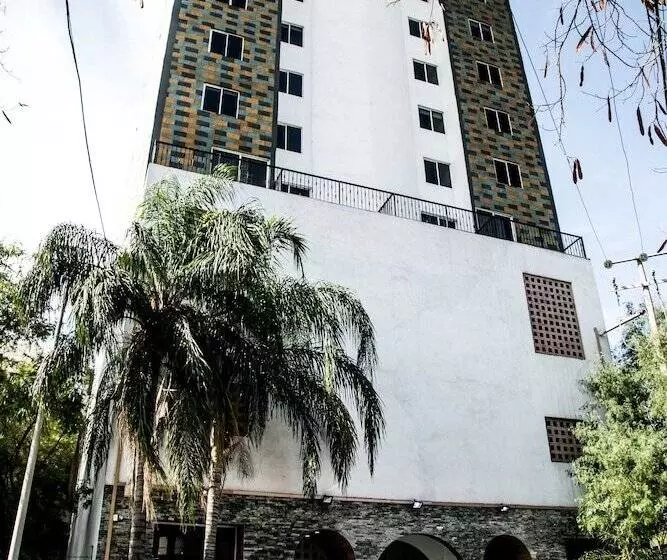 Fotos del hotel Suites Dioh:  10