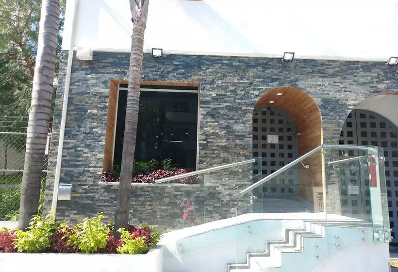 Fotos del hotel Suites Dioh:  16