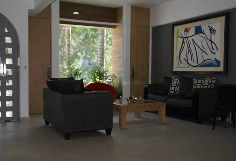 Fotos del hotel Suites Dioh:  11