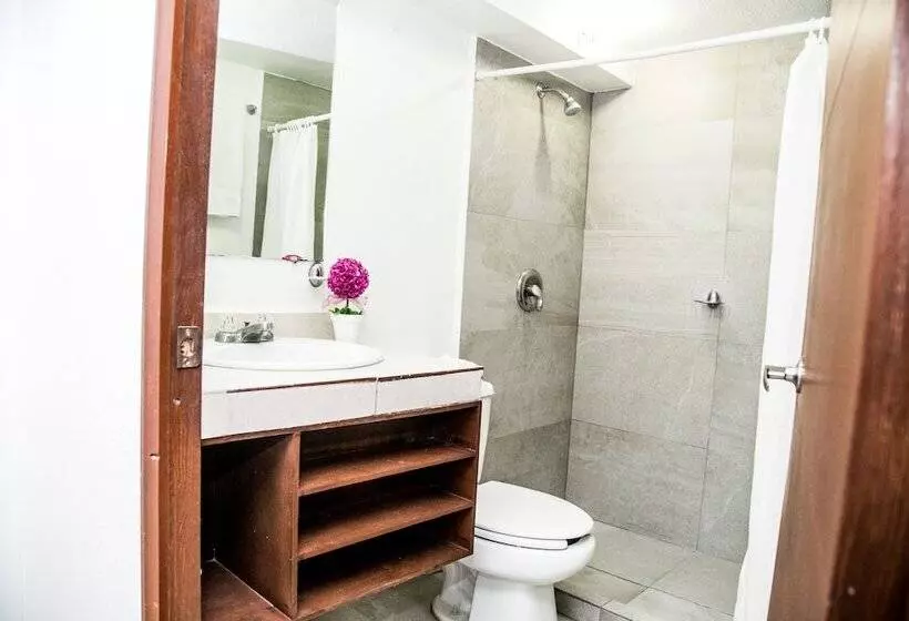 Fotos del hotel Suites Dioh:  17