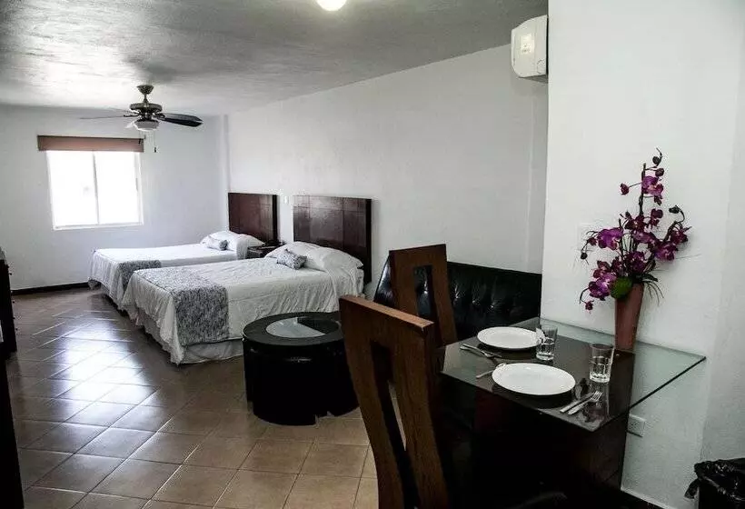 Fotos del hotel Suites Dioh:  2