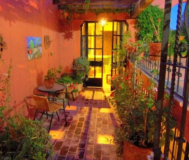 Fotos del hotel Casa De La Noche:  5