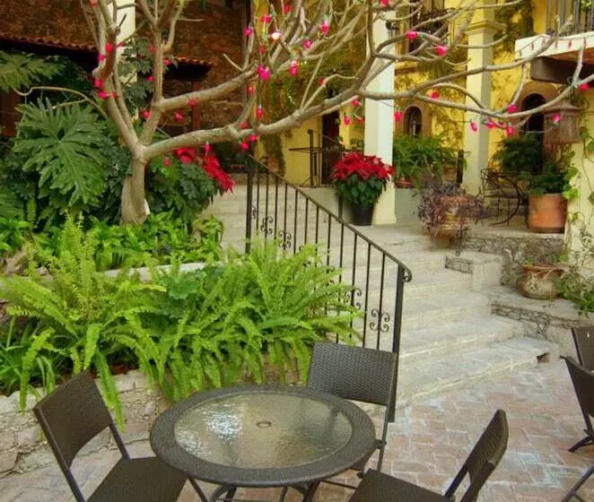 Fotos del hotel Casa De La Noche:  2