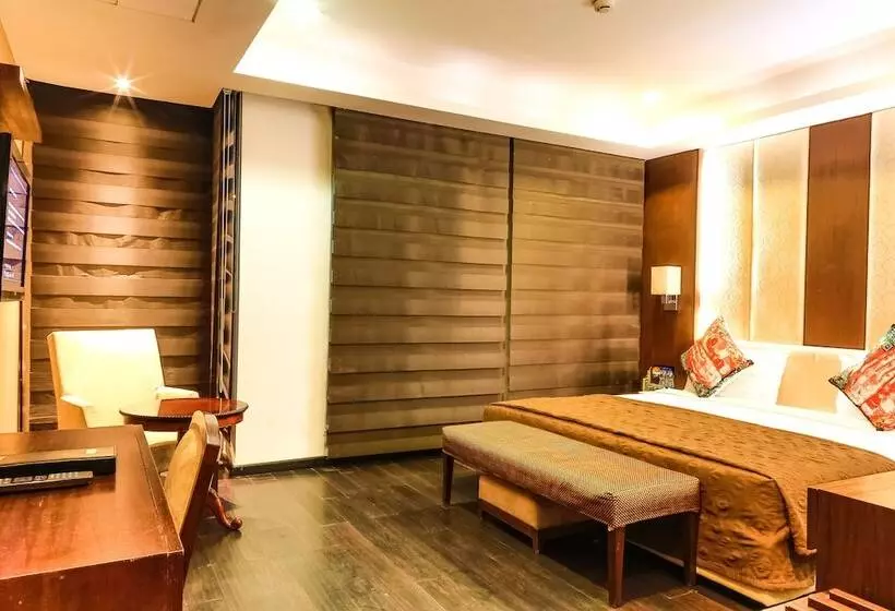 Fotos del hotel The Nanee Suites:  17