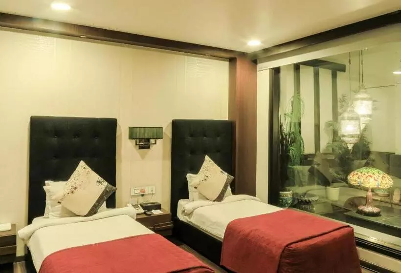 Fotos del hotel The Nanee Suites:  14