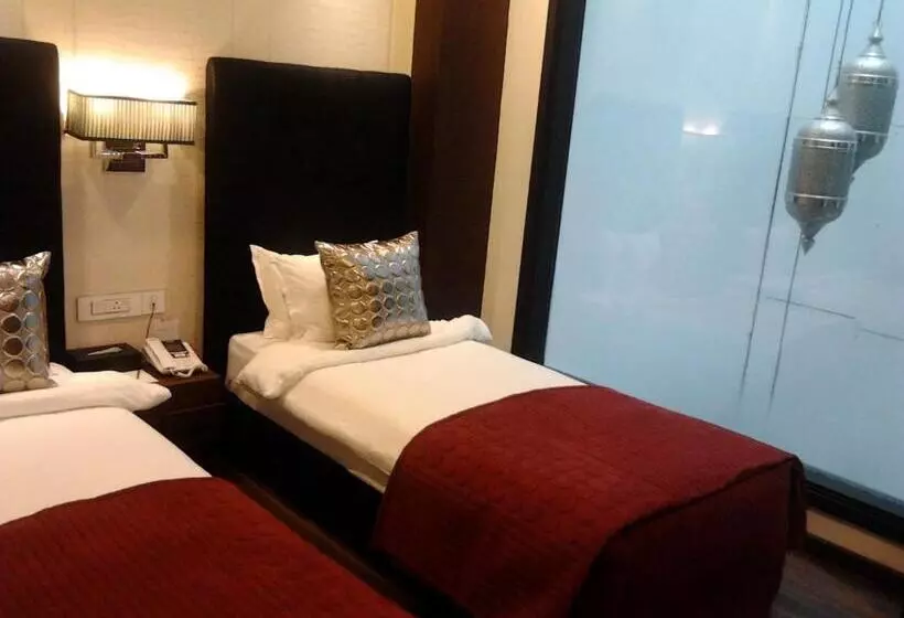 Fotos del hotel The Nanee Suites:  16