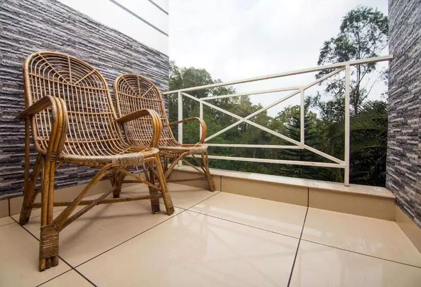 Fotos del hotel The New Whispering Meadows:  10