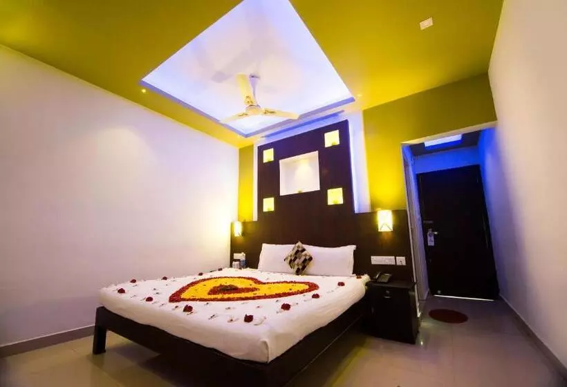 Fotos del hotel The New Whispering Meadows:  11