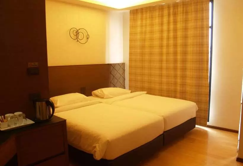 Fotos del hotel Marvin Suites:  2