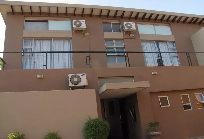 Fotos del hotel Silver Oak Luxury Accommodation:  20