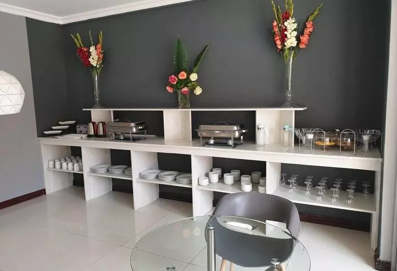 Fotos del hotel Silver Oak Luxury Accommodation:  6