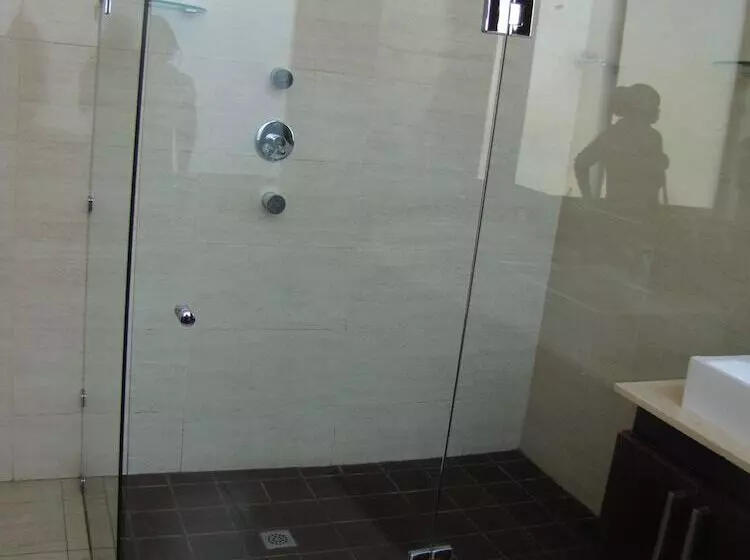 Fotos del hotel Silver Oak Luxury Accommodation:  12