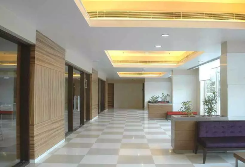 Fotos del hotel Hometel Chandigarh:  9