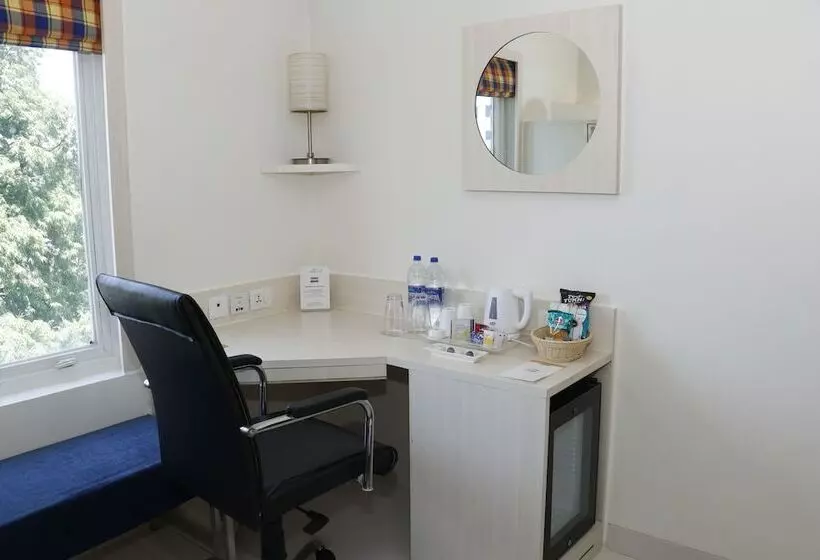 Fotos del hotel Hometel Chandigarh:  25