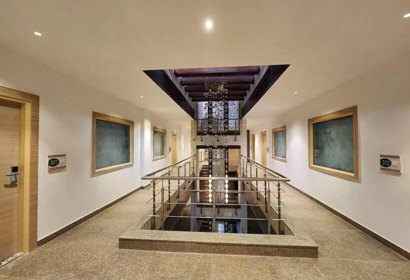 Fotos del hotel Square9  Near Huda Metro , Fortis & Cloud9:  21