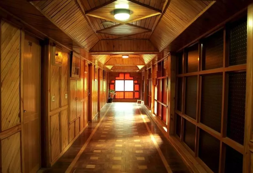 Fotos del hotel The Manali Inn:  3