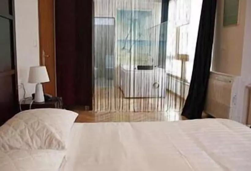 Fotos del hotel De Paris:  12