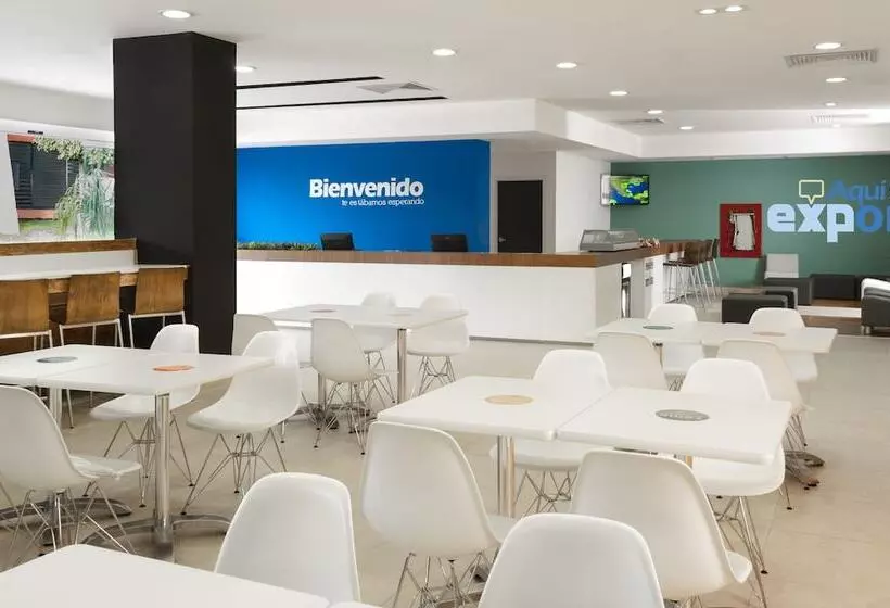 Fotos del hotel One Xalapa Las Animas:  11