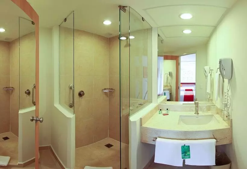 Fotos del hotel One Xalapa Las Animas:  23