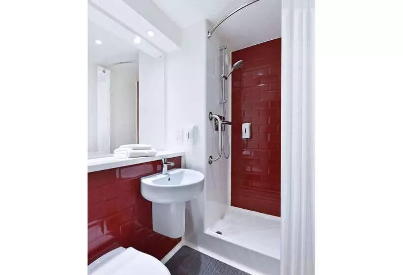 Fotos del hotel Travelodge Manchester Central Arena:  10