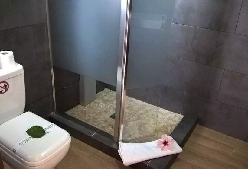 Fotos del hotel Birdcage Gay Men Resort And Lifestyle:  24