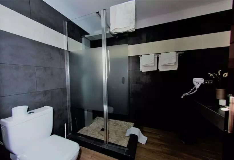 Fotos del hotel Birdcage Gay Men Resort And Lifestyle:  22