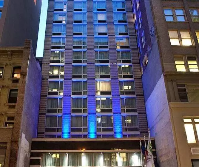 Fotos del hotel Holiday Inn Express  Times Square South, An Ihg:  13