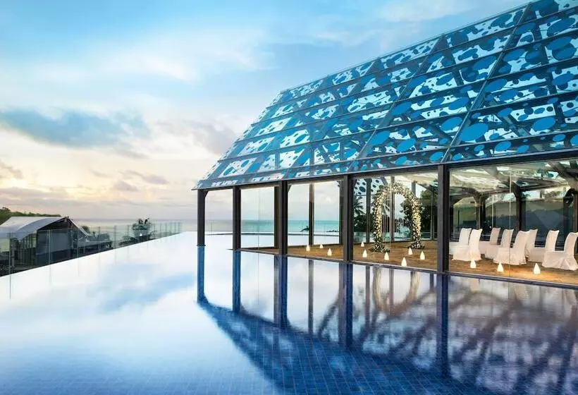 Le Meridien Bali Jimbaran