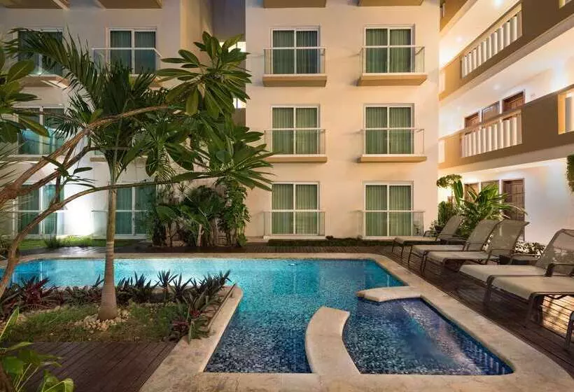 Fotos del hotel Wyndham Merida:  2