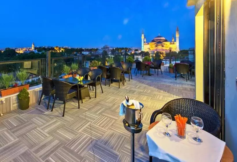 Fotos del hotel Agora Life:  7