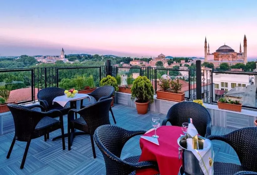 Fotos del hotel Agora Life:  2