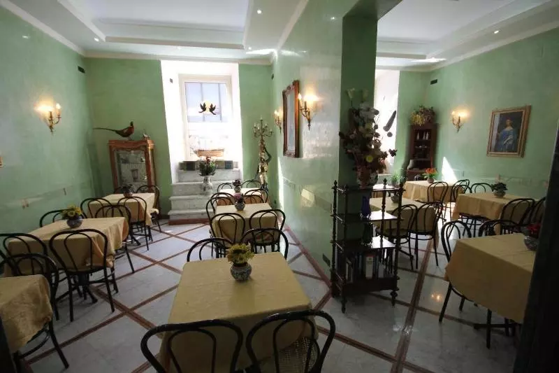 Fotos del hotel Albergo Marisa:  15