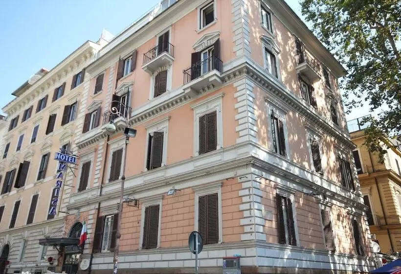 Fotos del hotel Albergo Marisa:  7