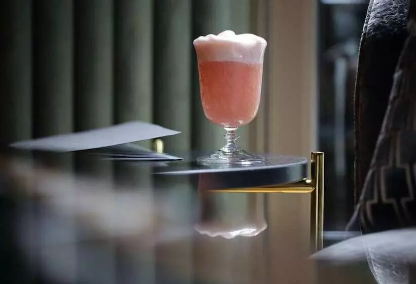 Fotos del hotel The Athenaeum Hotel & Residences:  23