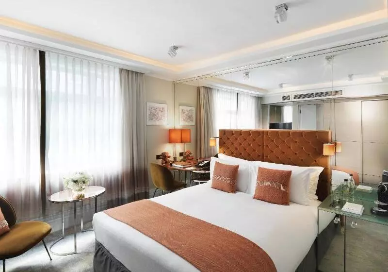 The Athenaeum Hotel & Residences