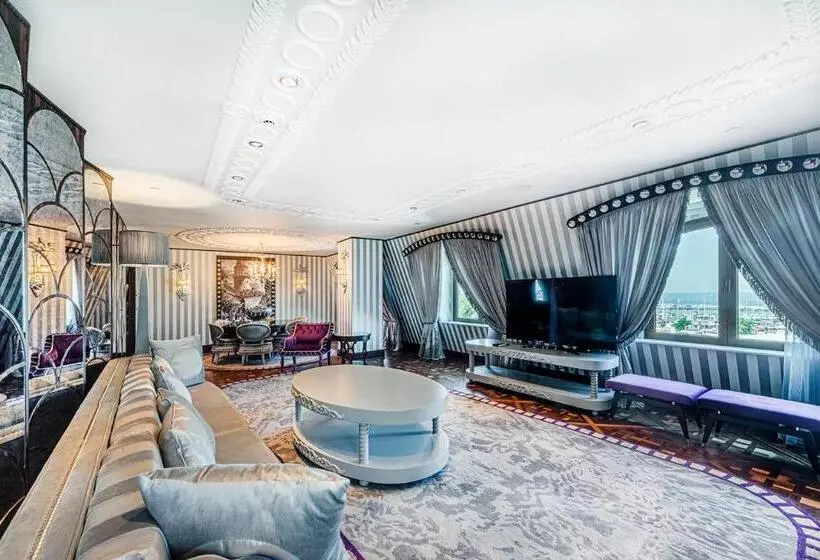 Fotos del hotel Wyndham Grand Istanbul Kalamis Marina:  24