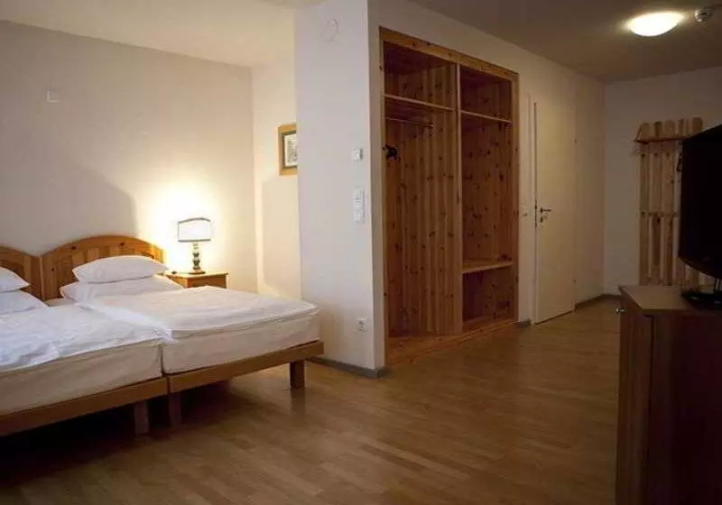 Fotos del hotel Caroline:  12