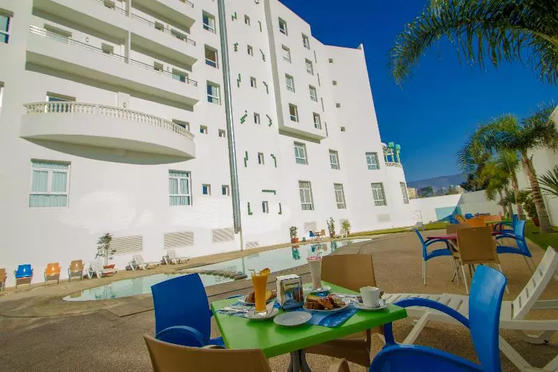 Fotos del hotel Hôtel La Paloma:  16