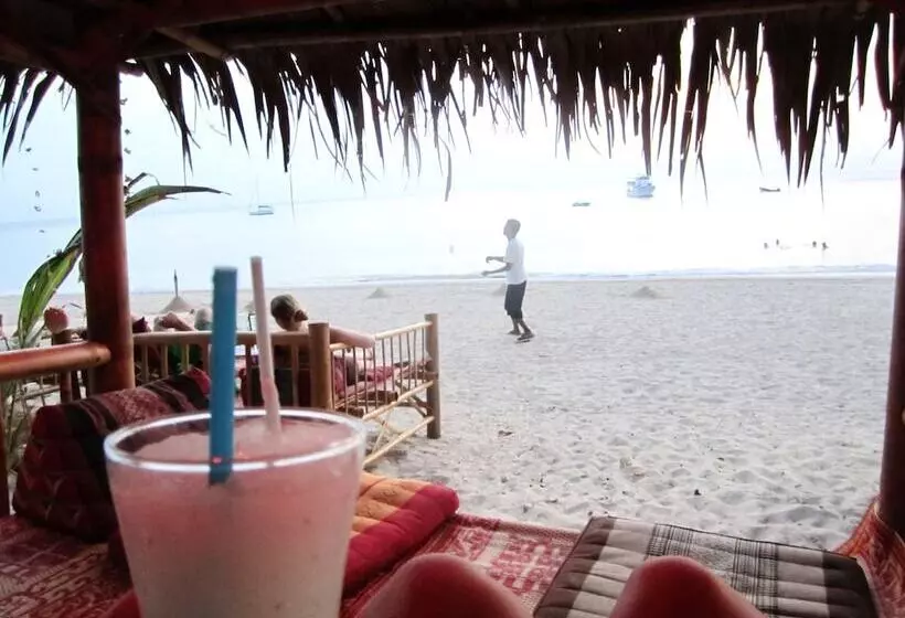 Fotos del hotel Lanta Palm Beach Resort:  22