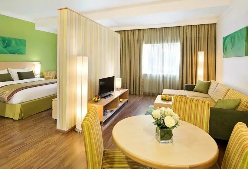 Al Khoory Executive Hotel, Al Wasl