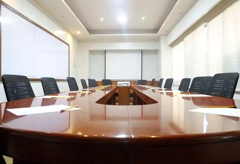 Fotos del hotel Castle Peak   Multiple Use:  5