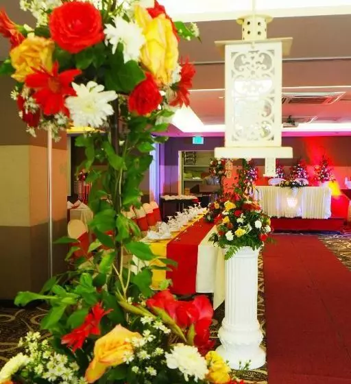 Fotos del hotel Castle Peak   Multiple Use:  3