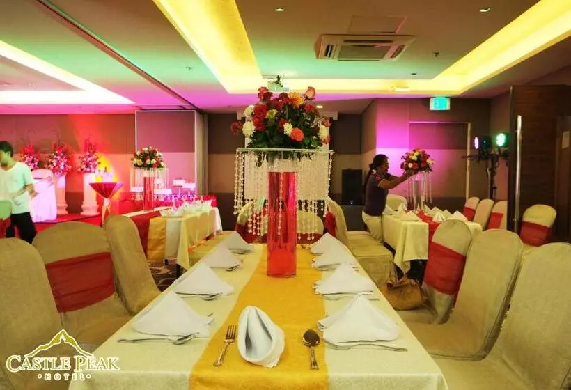 Fotos del hotel Castle Peak   Multiple Use:  20