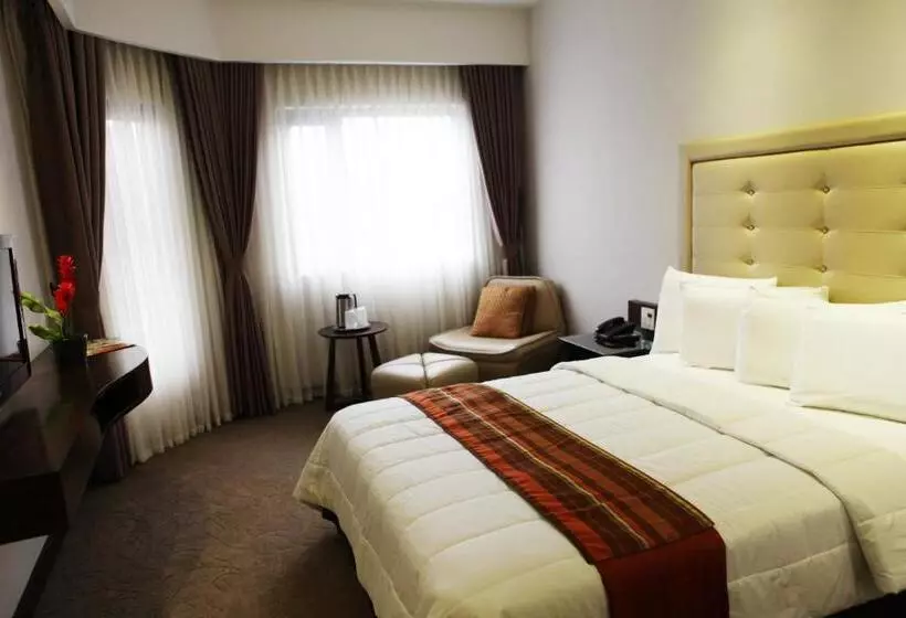 Fotos del hotel Castle Peak   Multiple Use:  9