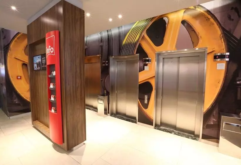 Fotos del hotel Ibis Buenos Aires Obelisco:  7