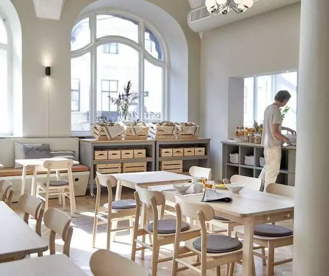 Fotos del hotel Moment Hotels:  17